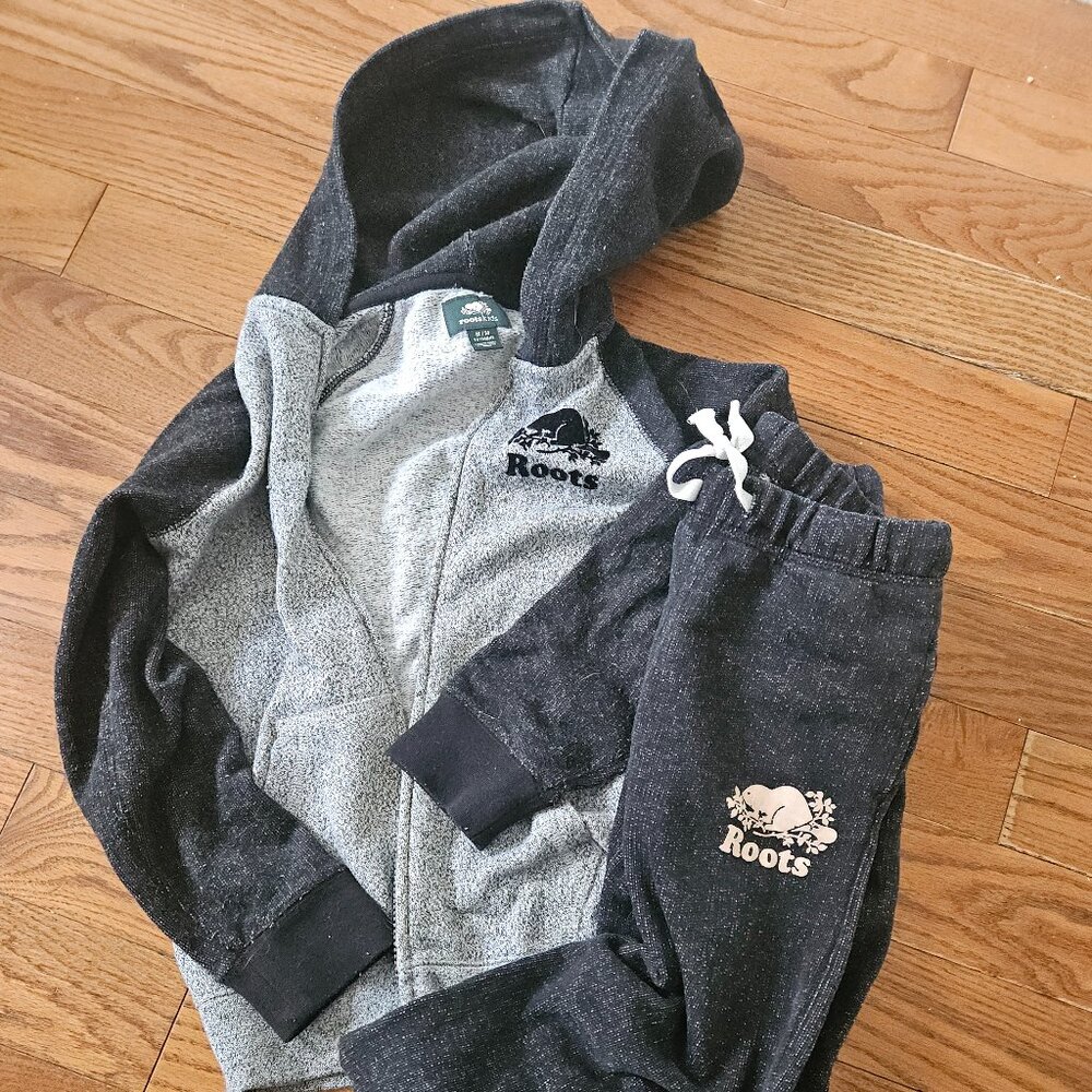 Roots kids sweatshirt sz 7-8